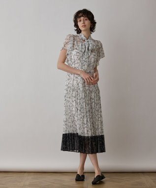 GRACE CONTINENTAL ボウタイプリーツプリントワンピース