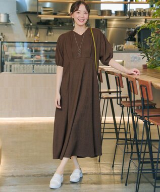 Tiaclasse L 【新色追加】ワッフルVネックワンピース ブラウン