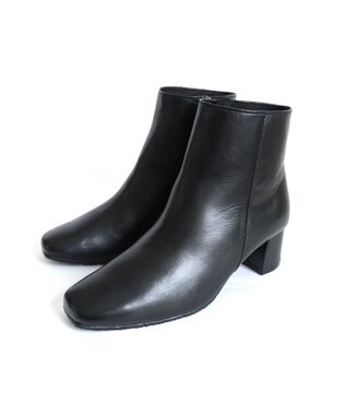 Pointer 【石岡真実さん着用】本革ショートブーツ ブラック