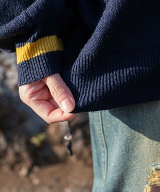 WEGO ナンバリングジャガードVネックニット ネイビー