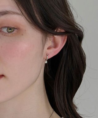 Phoebe 〈痛くないシリーズ/金属アレルギー対応〉ソロパールフープライトフィットイヤリング　シルバー/ニッケルフリー シルバー