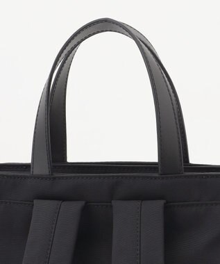 Y'SACCS アシメファスナーポケットリュック ブラック