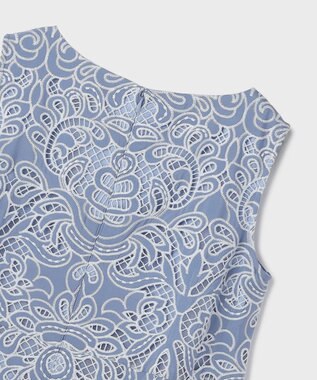 GRACE CONTINENTAL フラワーカットワークワンピース【限定カラー】 ブルー