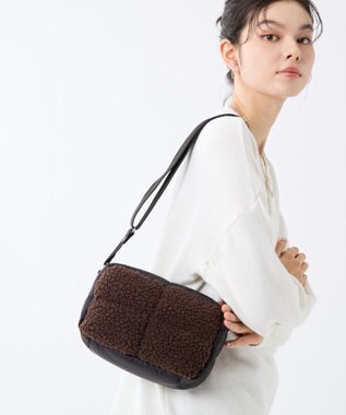 LeSportsac PUFFY CUBE CROSSBODY/ダークチョコレートシェルパ ダークチョコレートシェルパ