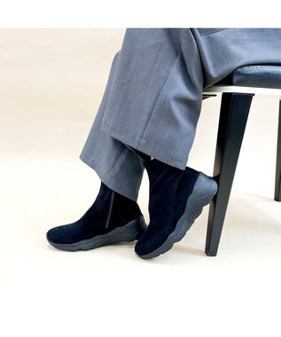 MODE ET JACOMO <noyau>軽量スニーカーショートブーツ ブラックスエード