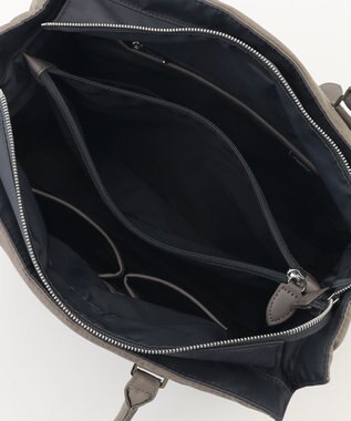 Y'SACCS 【ムック本掲載】ツイルナイロン　スクエアトート　Mサイズ グレージュ【web限定カラー】