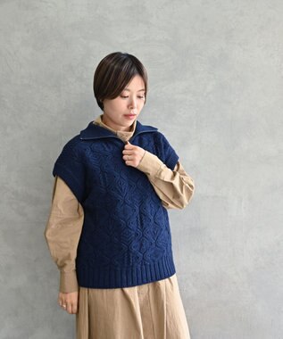 muuc 5種類の模様編み  パッチワーク柄ケーブル模様編みベスト ネイビー