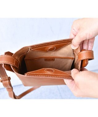 genten ミネルヴァ 縦長ショルダーバッグ チャ