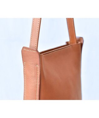 genten ミネルヴァ 縦長ショルダーバッグ チャ