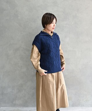 muuc 5種類の模様編み  パッチワーク柄ケーブル模様編みベスト ネイビー