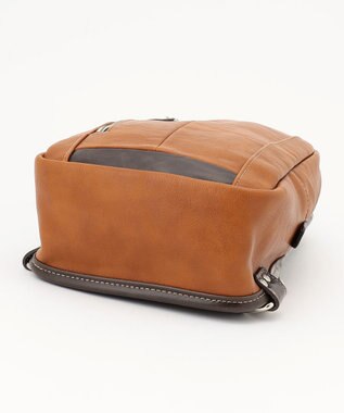 UNBILLION Otias アンティーク仕上げタイプ合皮ボディバッグS キャメル