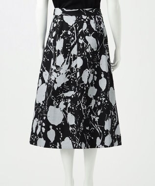 23区 【エステータ】ピグメントプリント スカート ブラックxホワイト