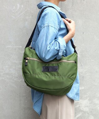 FOLNA RD ユニセックスナイロン ショルダー L-SIZE ブルー