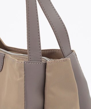 Y'SACCS スクエアすっきりトート Sサイズ ベージュ