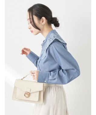 earth music&ecology ２ｗａｙ刺繍衿ブラウス Blue