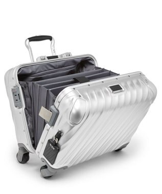 TUMI 19 DEGREE ALUMINUM コンパクト キャリーオン スーツケース（機内持ち込みサイズ） シルバー