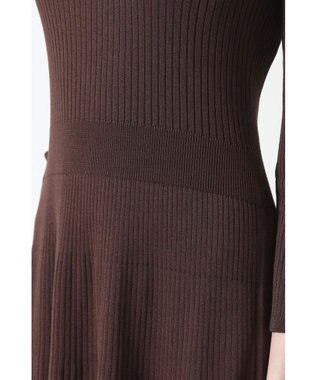 DAKS リブニット Vネックワンピース ブラウン