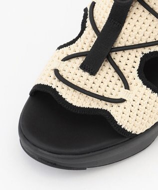 steppi 【一部店舗限定 / 洗える】厚底 スポーツサンダル ベージュ