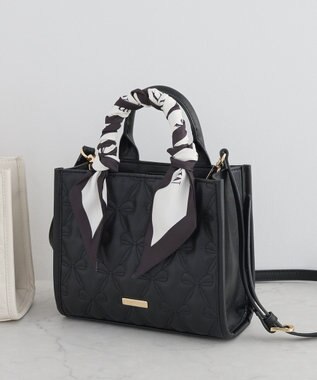 Maison de FLEUR スカーフ付きリボンキルティング2Wayスクエアトート