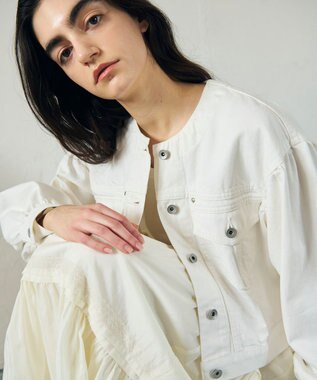 GRACE CONTINENTAL ノーカラーデニムジャケット ホワイト
