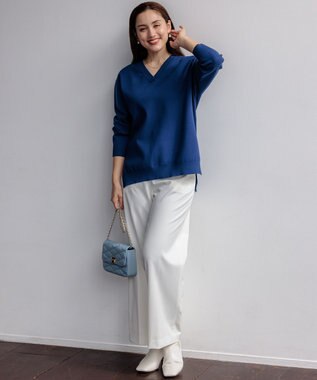 23区 L 【Lサイズ限定】ヴィスコースストレッチ Ｖネック ニット ダルブルー系