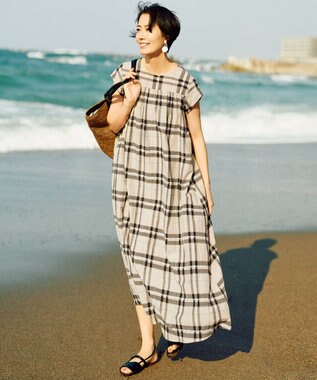 自由区 【カタログ掲載】ラフィアテーパードトート バッグ ブラウン