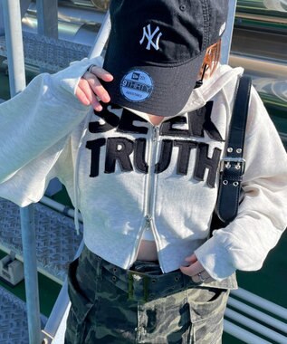 WEGO ロゴZIPショートパーカー 杢グレー