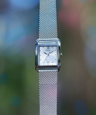 CITIZEN 【光発電エコ・ドライブ】ハンサムなスクエアケース 替えバンド付き シルバー ブルー