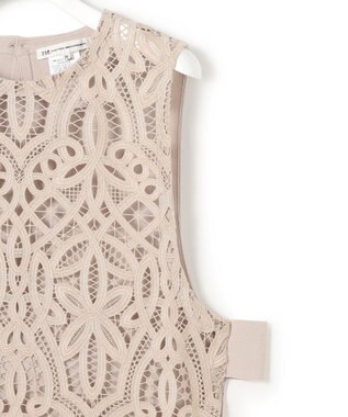 23区 【先行予約】エンブロイダリーレース ニットベスト ベージュ系