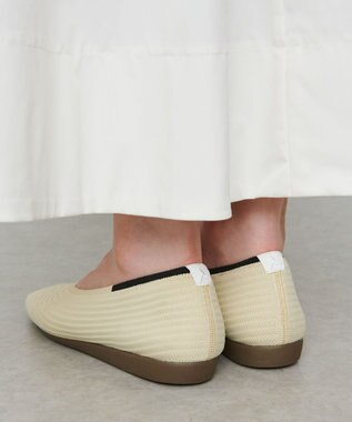steppi “撥水＆洗えるニットシューズ” スクエア パンプス オフホワイト
