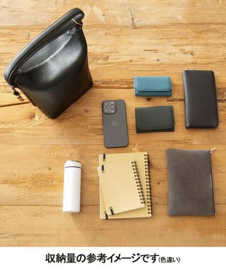 GOTAIRIKU 【ETIAM】シュリンク ハンド＆バングルバッグ《Follow》 ブラック系