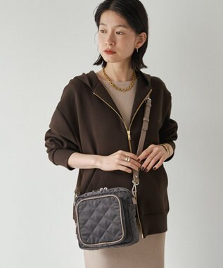 russet 【2025AW新作】キルティングスクエアショルダーバッグ(SF-257) Charcoal