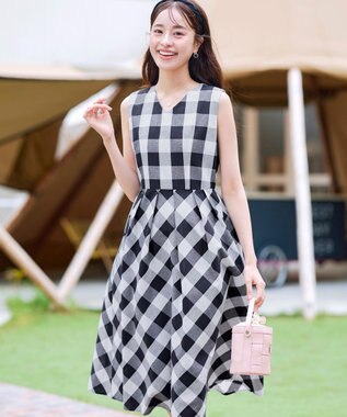Tiaclasse 【袖が選べる・洗える】大柄ギンガムチェックワンピース ノースリーブ：ネイビー