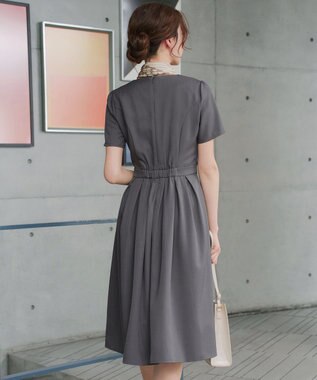 Tiaclasse 【おのののかさん着用】半袖&長袖選べる袖丈・タックフレアワンピース 半袖チャコールグレー