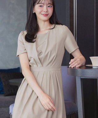 Tiaclasse 【おのののかさん着用】半袖&長袖選べる袖丈・タックフレアワンピース 半袖グレージュ