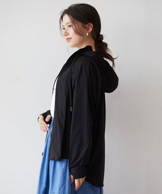 Feroux 【接触冷感・UVカット・吸水速乾】ラッシュガードフリル パーカー ブラック系