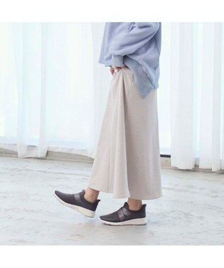 ing <ing>【レイン対応】スマートステップ イージーフィットスニーカー グレー