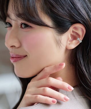 Tiaclasse リボンモチーフストーンイヤカフ シルバー