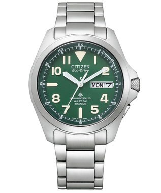 CITIZEN 【電池交換不要 デイ&デイト電波時計】スーパーチタニウム採用 エコ・ドライブ電波時計 LANDシリーズ PMD56-2951 シルバー