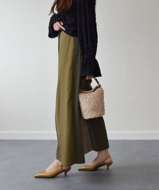 INTER-CHAUSSURES 【LORISTELLA】レザーハンドルミニボアバッグ ベージュコンビ