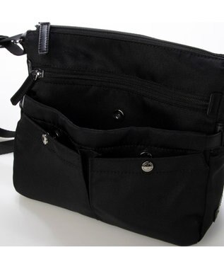LA BAGAGERIE フロントポケット　スクエアナイロンショルダー　Sサイズ ブラック