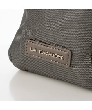 LA BAGAGERIE フロントポケット　スクエアナイロンショルダー　Sサイズ グレー