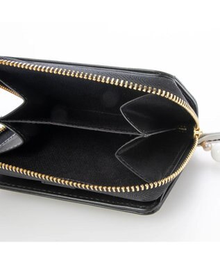 UNBILLION perche ジェムストーンチャームハーフラウンドウォレット ブラック