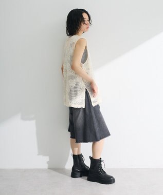 Green Parks テープ刺繍レースベスト Ivory