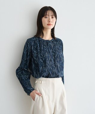 YECCA VECCA ラインフラワー柄ギャザーブラウス Navy