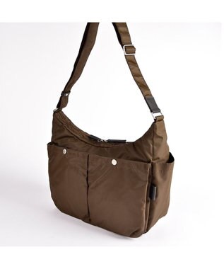 Y'SACCS ダブルホックポケットショルダー　Mサイズ チョコ