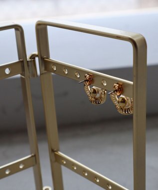 Tiaclasse 【金属アレルギー対応】パール＋ウェーブサークルピアス ゴールド