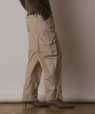 GRACE CONTINENTAL ナイロンジップカーゴパンツ ベージュ