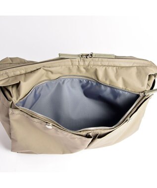 Y'SACCS ダブルホックポケットショルダー　Mサイズ グレージュ