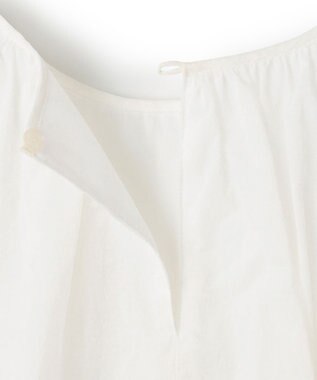 uncrave シアープルーフナイロン ギャザーブラウス ホワイト